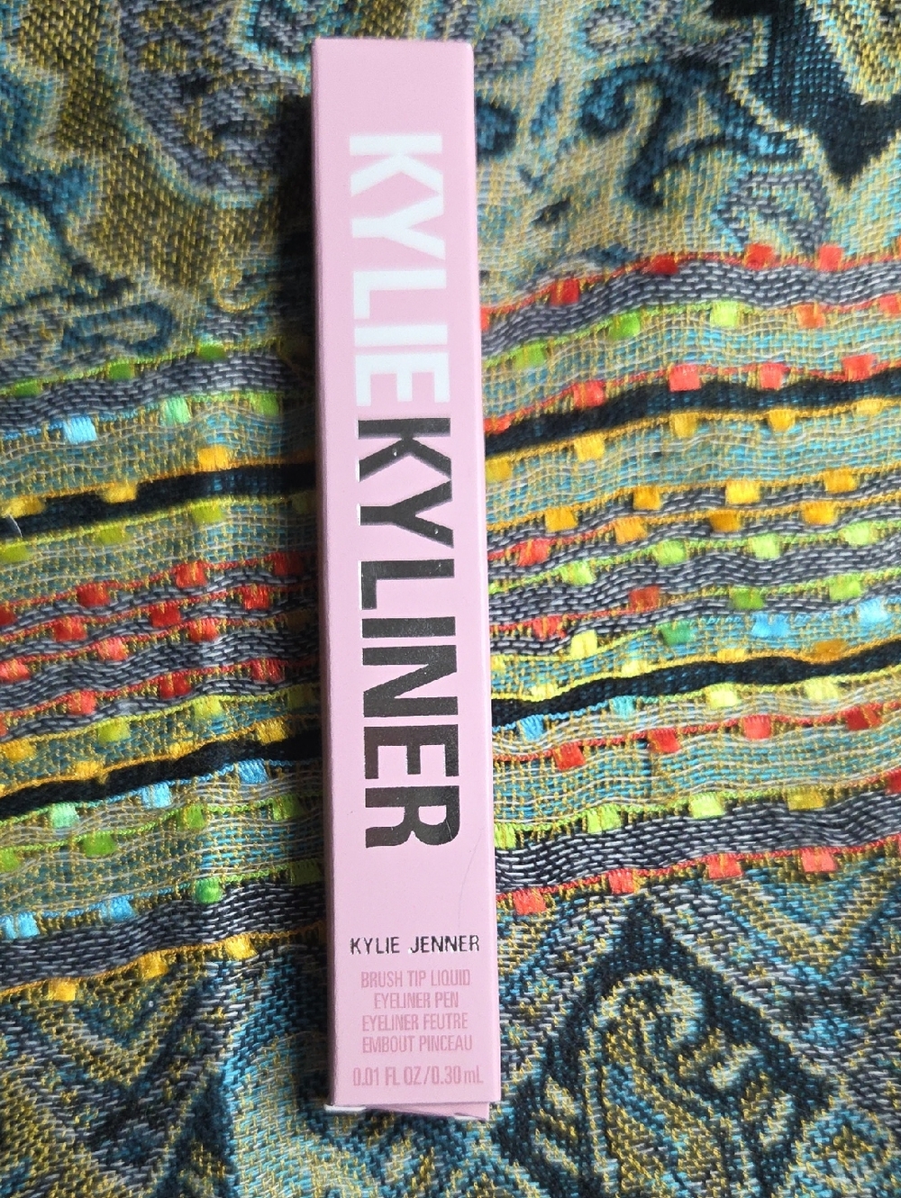Kylie Kyliner Liquid Eyeliner - Black
